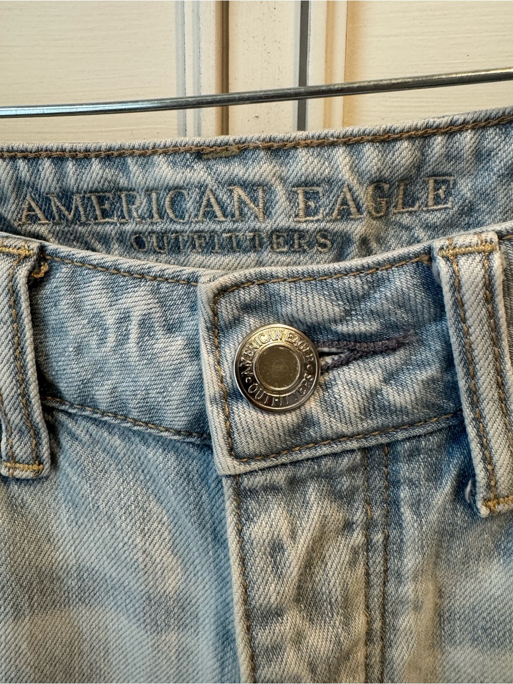 American Eagle Tomgirl Jeans - Picture 6 of 9